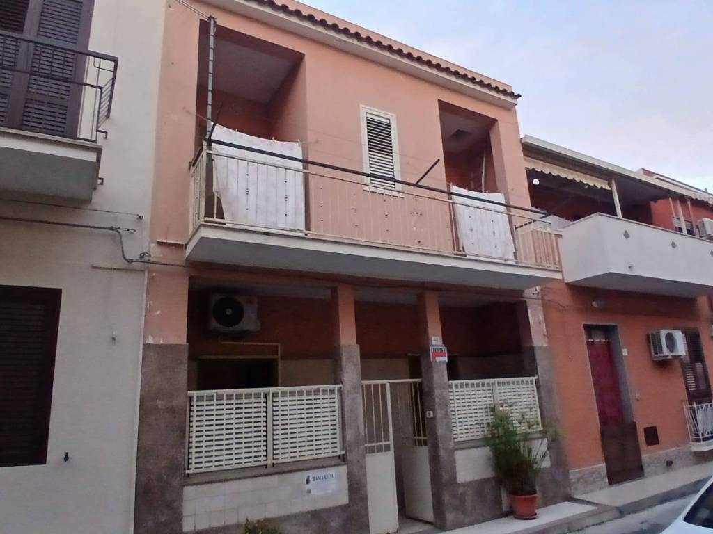 appartamento in vendita ad Avola