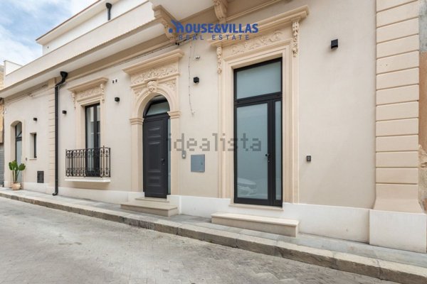 casa indipendente in vendita ad Avola