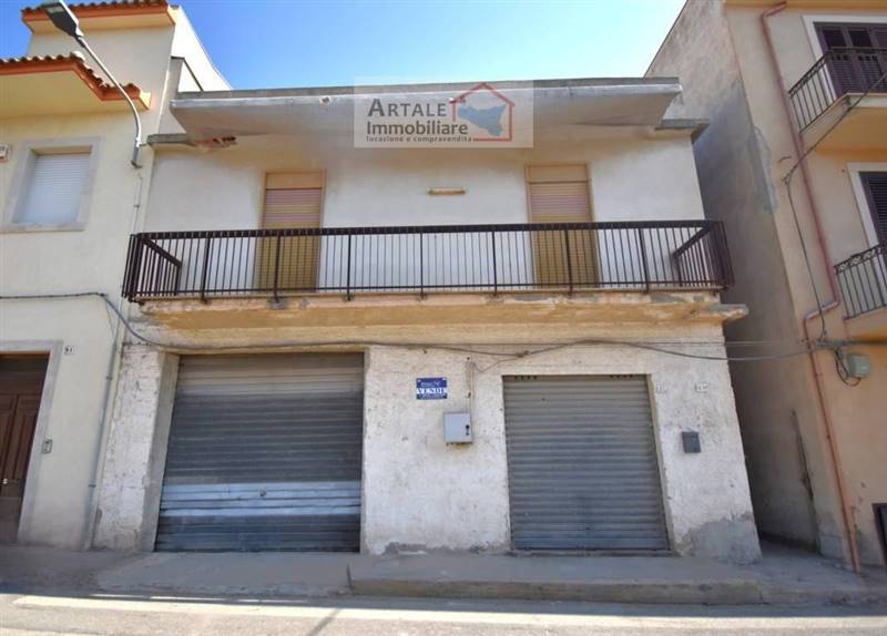 casa indipendente in vendita ad Avola