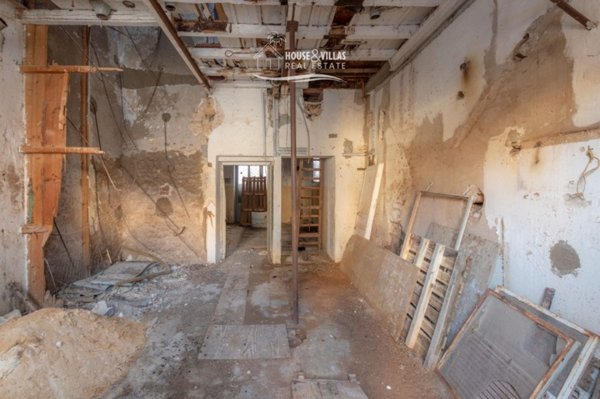 locale commerciale in vendita ad Avola