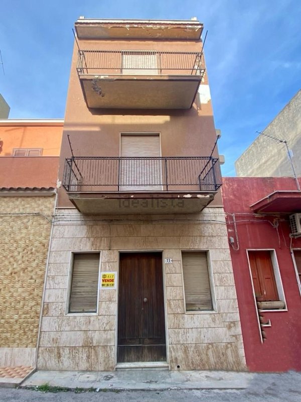 casa indipendente in vendita ad Avola