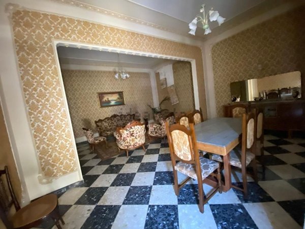 casa indipendente in vendita ad Avola