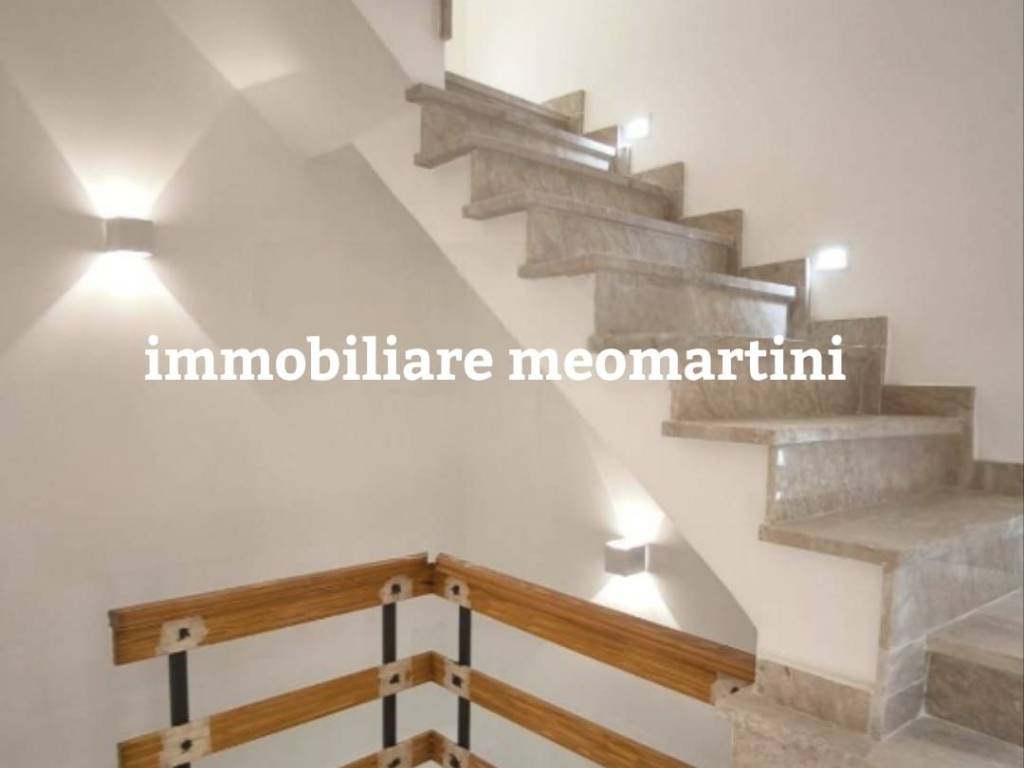 casa indipendente in vendita ad Avola in zona Gallina