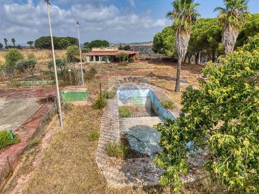 casa indipendente in vendita ad Avola