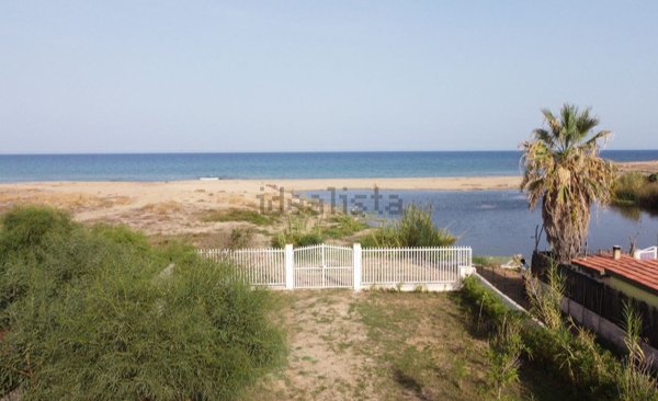 casa indipendente in vendita ad Avola