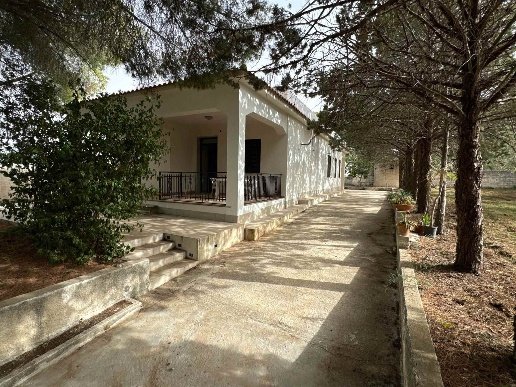 casa indipendente in vendita ad Avola