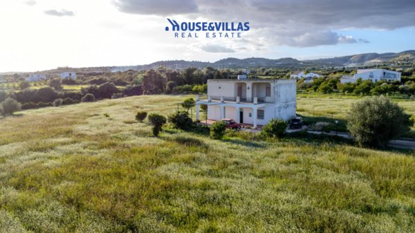 casa indipendente in vendita ad Avola