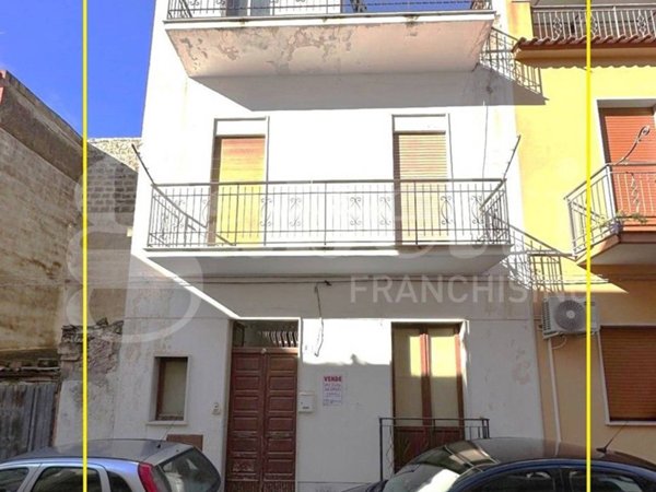casa indipendente in vendita ad Avola