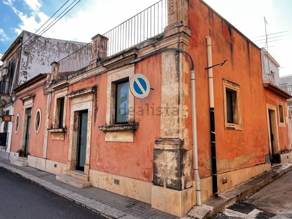 appartamento in vendita ad Avola