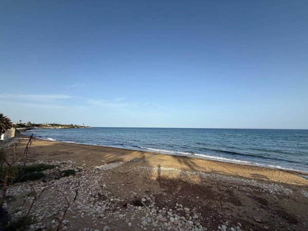 casa indipendente in vendita ad Avola