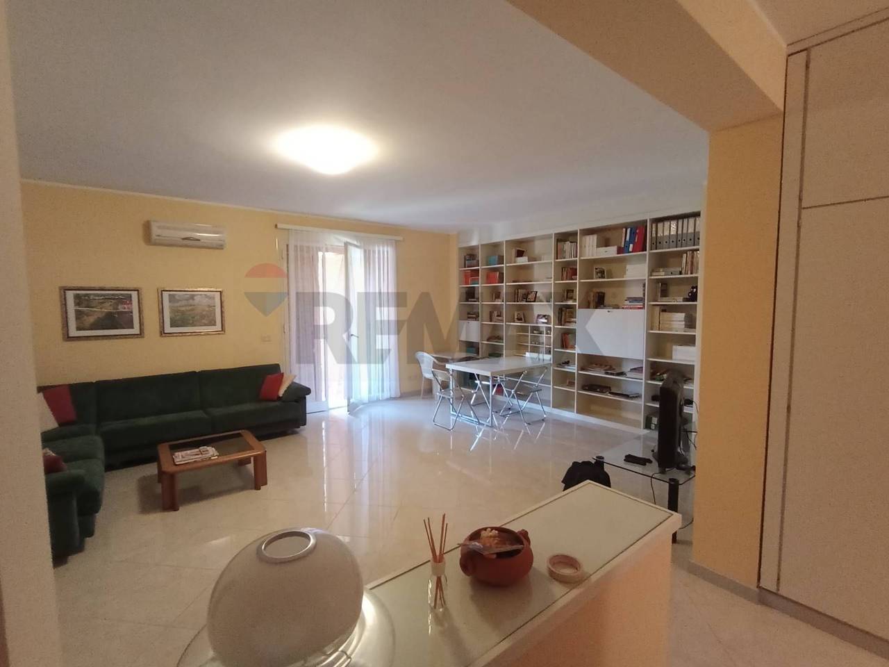 appartamento in vendita ad Avola in zona Falaride