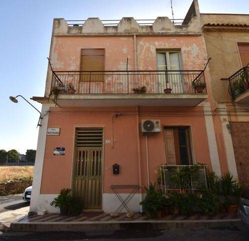 casa indipendente in vendita ad Avola