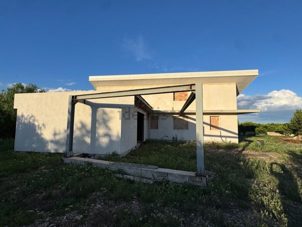 casa indipendente in vendita ad Avola