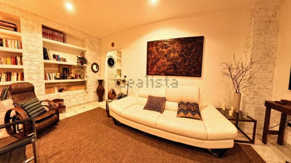 pentavano in vendita ad Avola