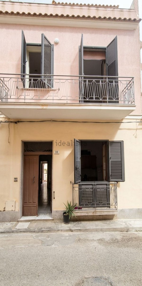 casa indipendente in vendita ad Avola