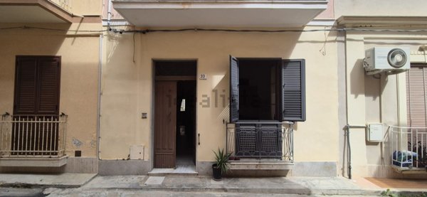 casa indipendente in vendita ad Avola