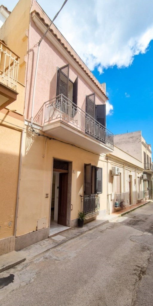 casa indipendente in vendita ad Avola