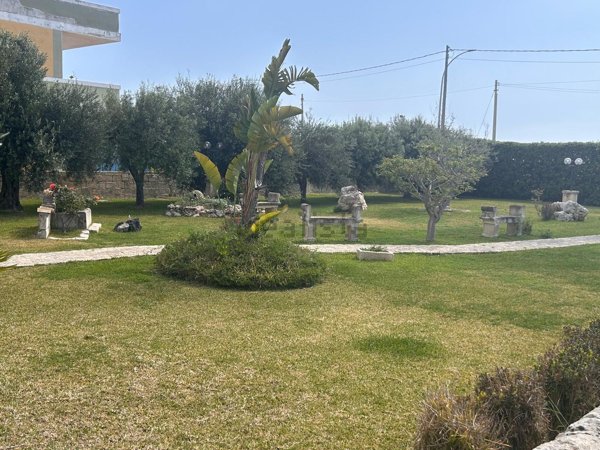 casa indipendente in vendita ad Avola