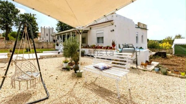 casa indipendente in vendita ad Avola