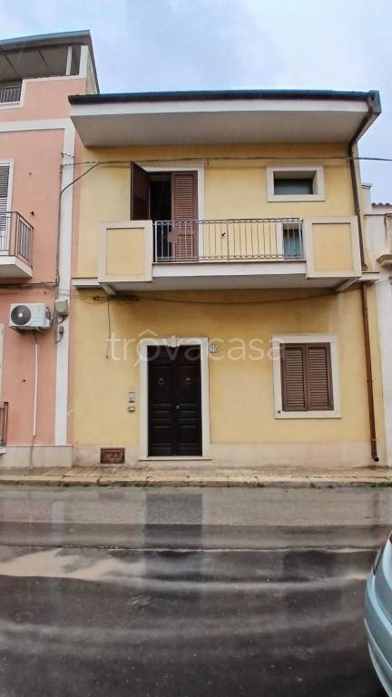 appartamento in vendita ad Avola