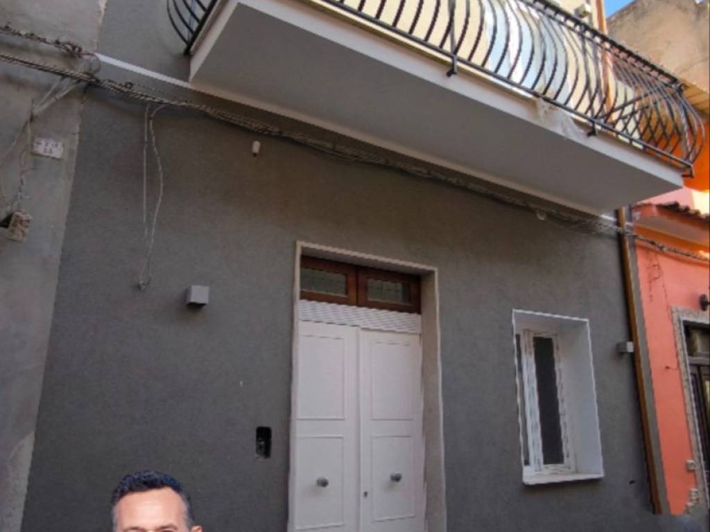 casa indipendente in vendita ad Avola