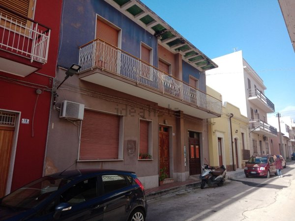 casa indipendente in vendita ad Avola