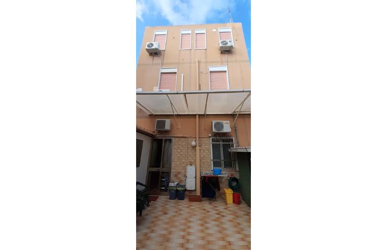 casa indipendente in vendita ad Avola