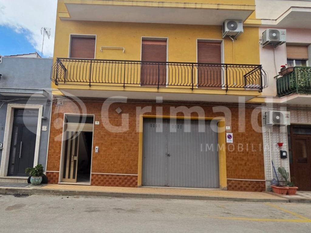 casa indipendente in vendita ad Avola