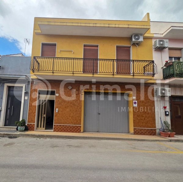 casa indipendente in vendita ad Avola