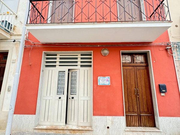 casa indipendente in vendita ad Avola