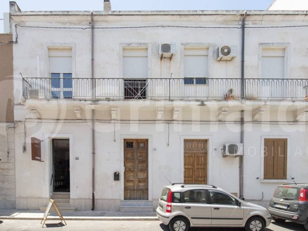 appartamento in vendita ad Avola