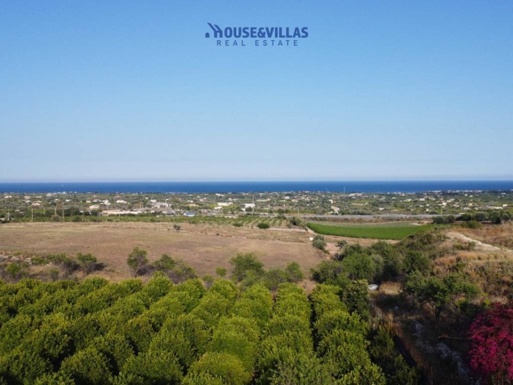 casa indipendente in vendita ad Avola