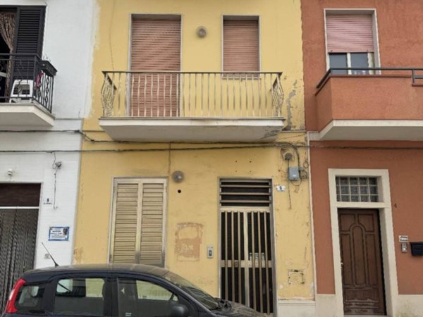 casa indipendente in vendita ad Avola