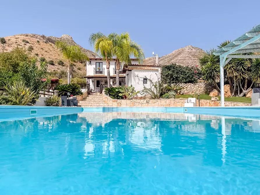 casa indipendente in vendita ad Avola