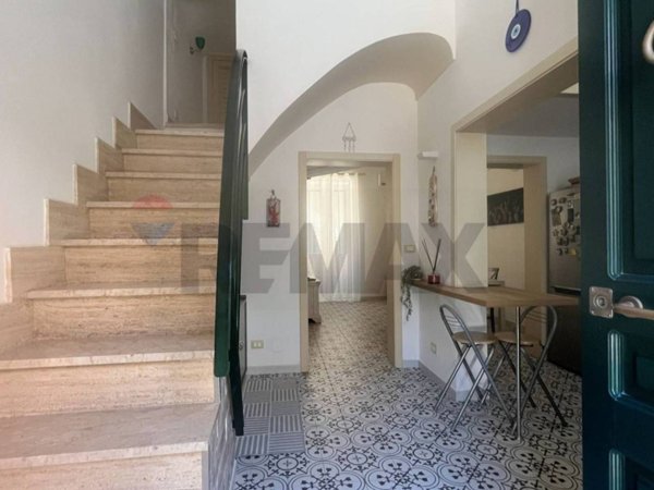 casa indipendente in vendita ad Avola