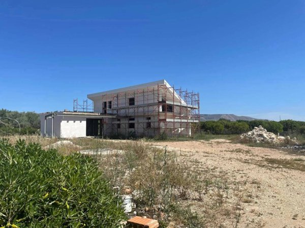 casa indipendente in vendita ad Avola