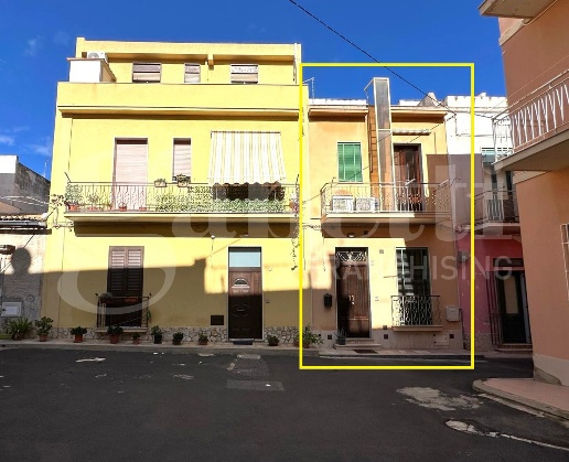 casa indipendente in vendita ad Avola