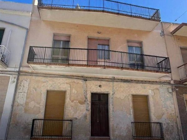 casa indipendente in vendita ad Avola