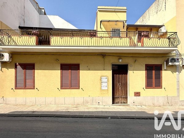 casa indipendente in vendita ad Avola