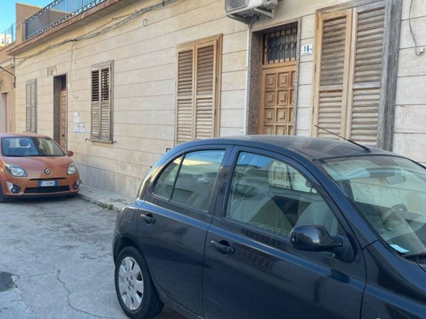 casa indipendente in vendita ad Avola