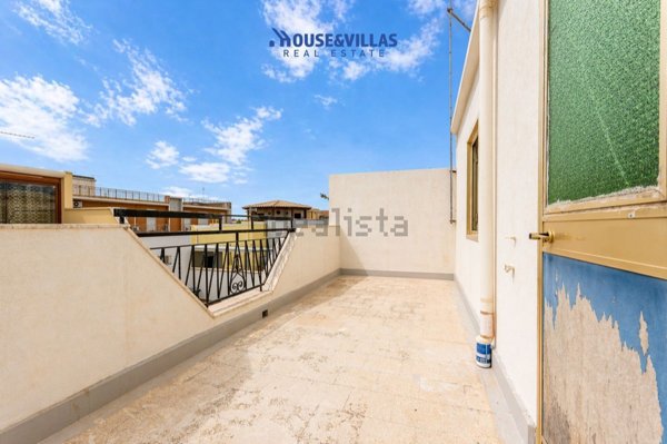 casa indipendente in vendita ad Avola