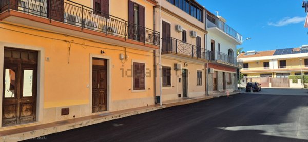 casa indipendente in vendita ad Avola