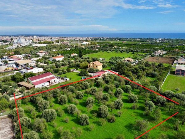 terreno agricolo in vendita ad Avola