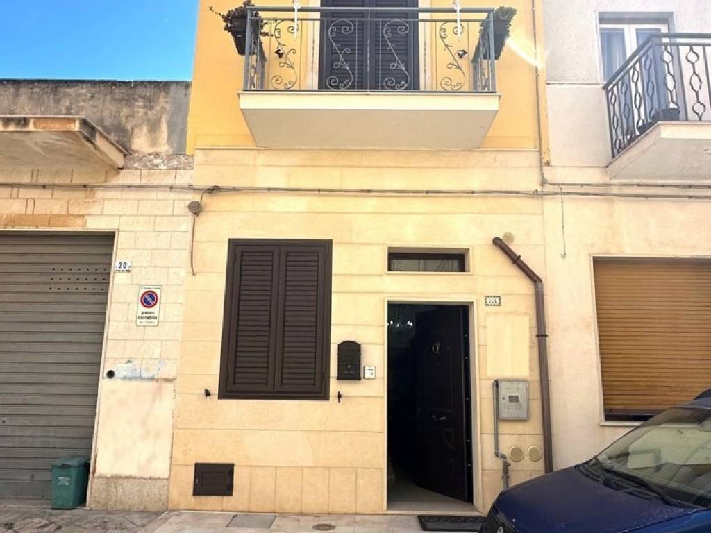 casa indipendente in vendita ad Avola
