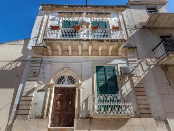 intera palazzina in vendita ad Avola