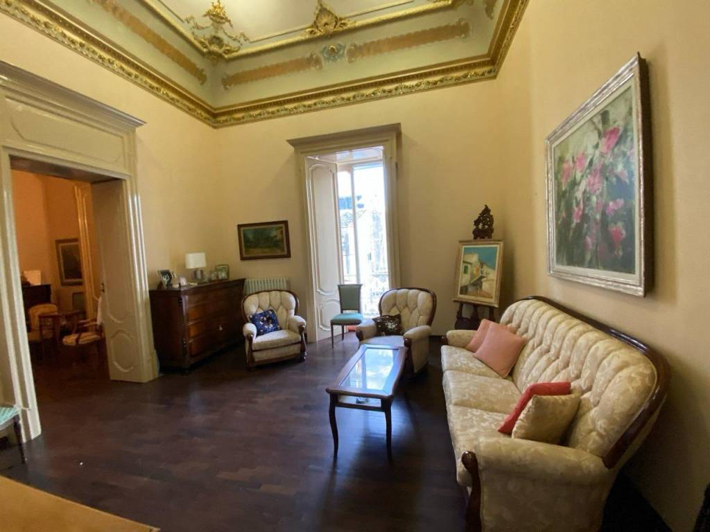 appartamento in vendita ad Avola