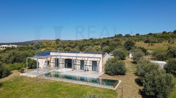 casa indipendente in vendita ad Avola