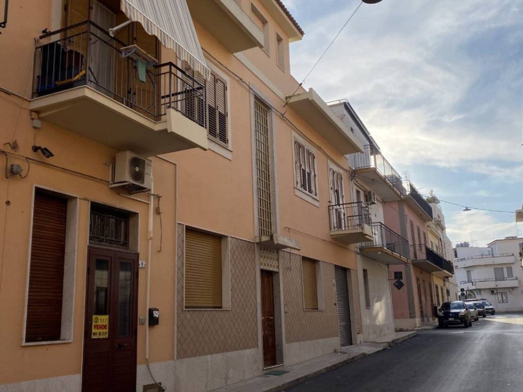casa indipendente in vendita ad Avola