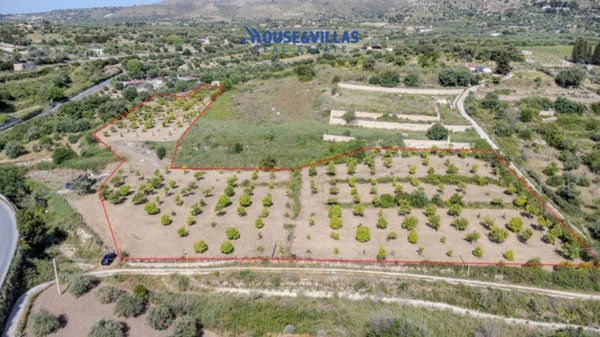 terreno agricolo in vendita ad Avola