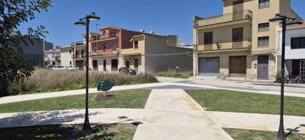 casa indipendente in vendita ad Avola